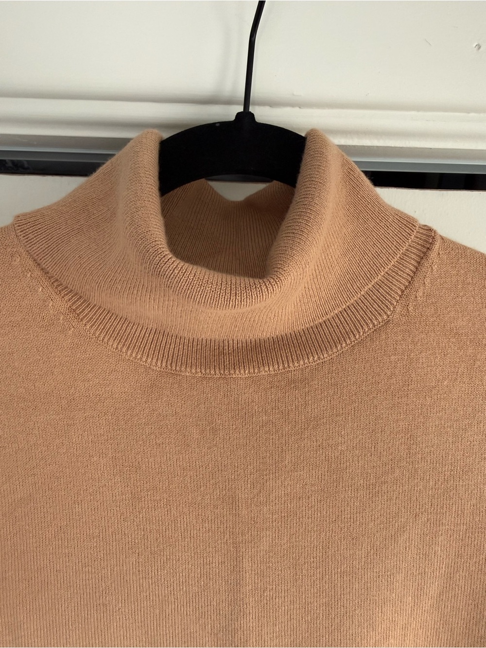 Ann Taylor Camel Turtleneck Sweater Size M Short Sleeve NWOT - Picture 3 of 5